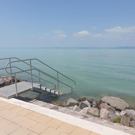 Balaton Lakeside Residence Siofok Ngoại thất bức ảnh