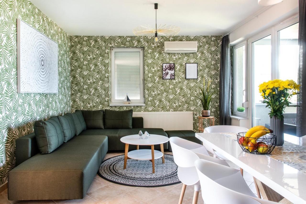 Balaton Lakeside Residence Siofok Ngoại thất bức ảnh