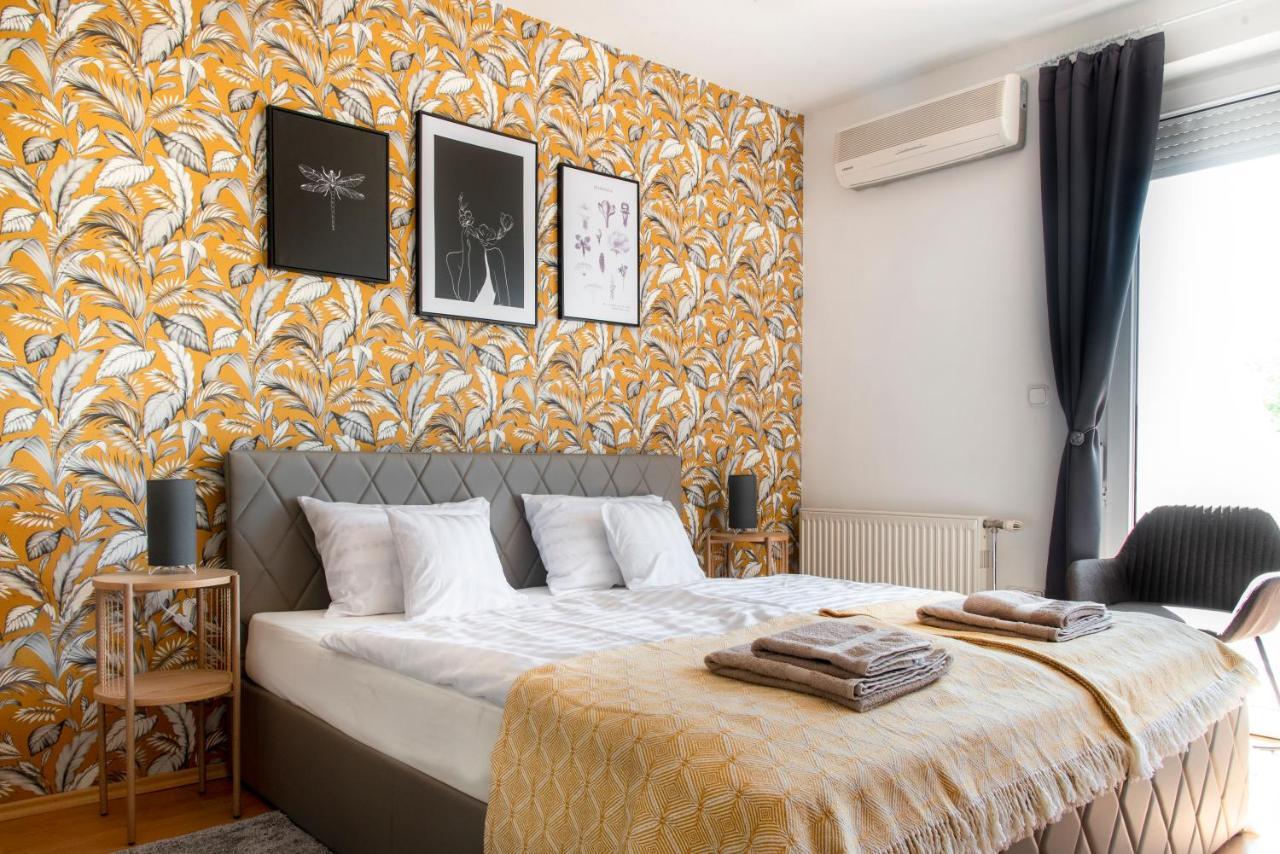 Balaton Lakeside Residence Siofok Ngoại thất bức ảnh