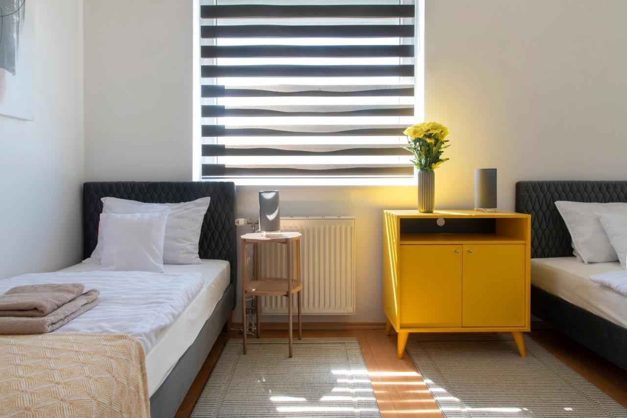 Balaton Lakeside Residence Siofok Ngoại thất bức ảnh